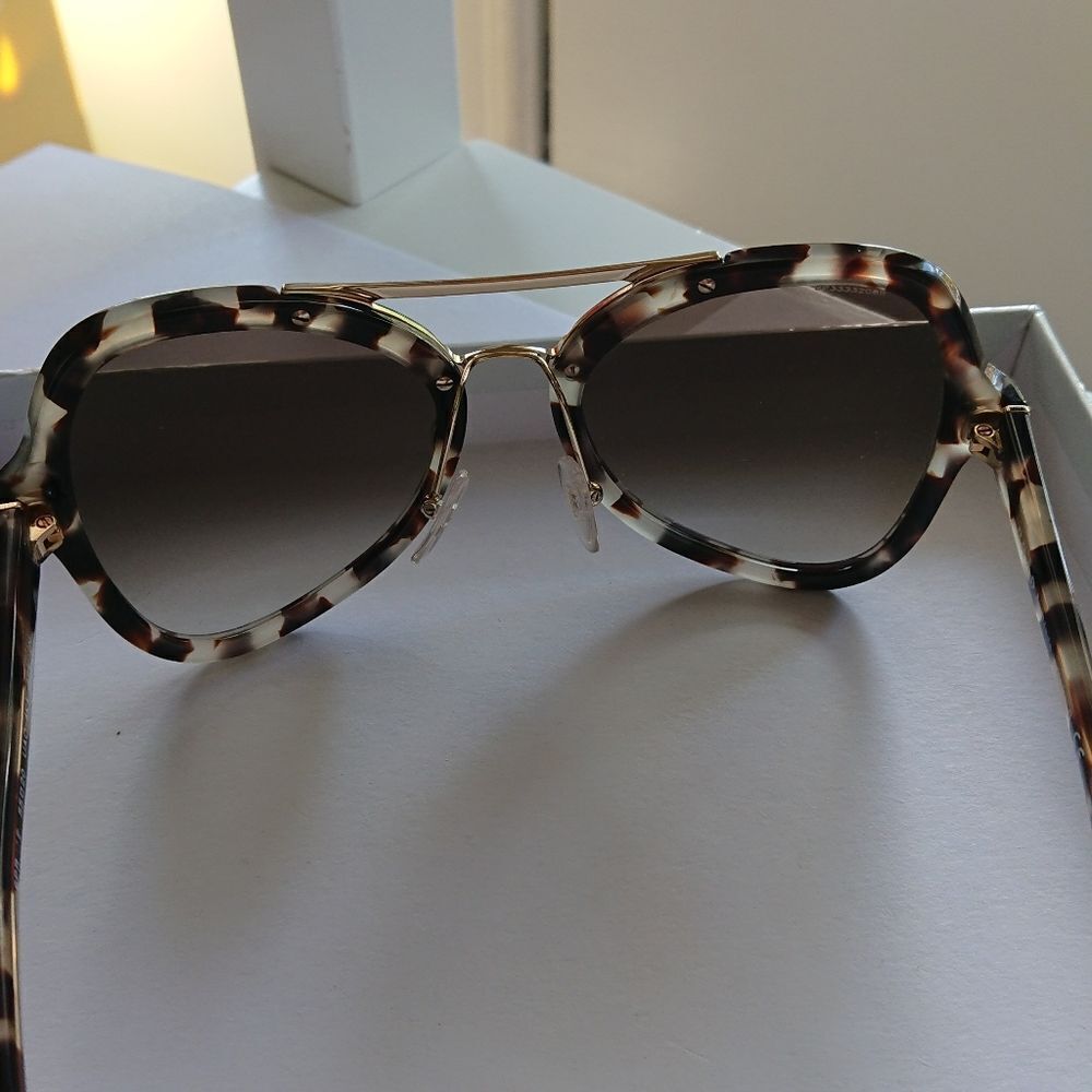 Prada tortoises SPR 18S UAO sunglasses - Picture 8 of 9